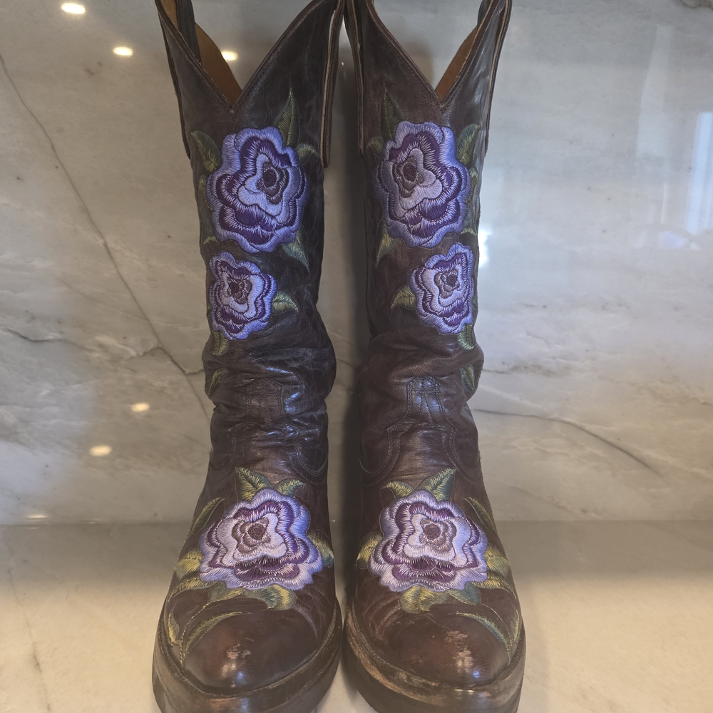 Old Gringo Brown Boots with Lavender and Olive Embroidery